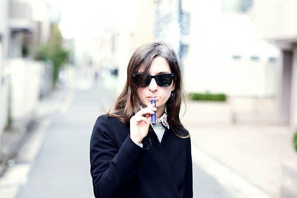 E-papierosy do inhalacji bezpieczne rozwiązania i rekomendacje korzystania E-papierosy