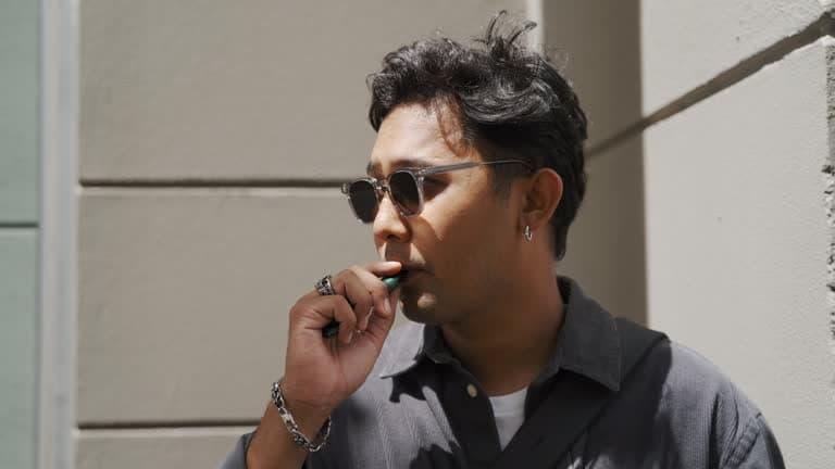 e-dym test, recenzja e-dym i przewodnik nikotyna w płynie dla początkujących